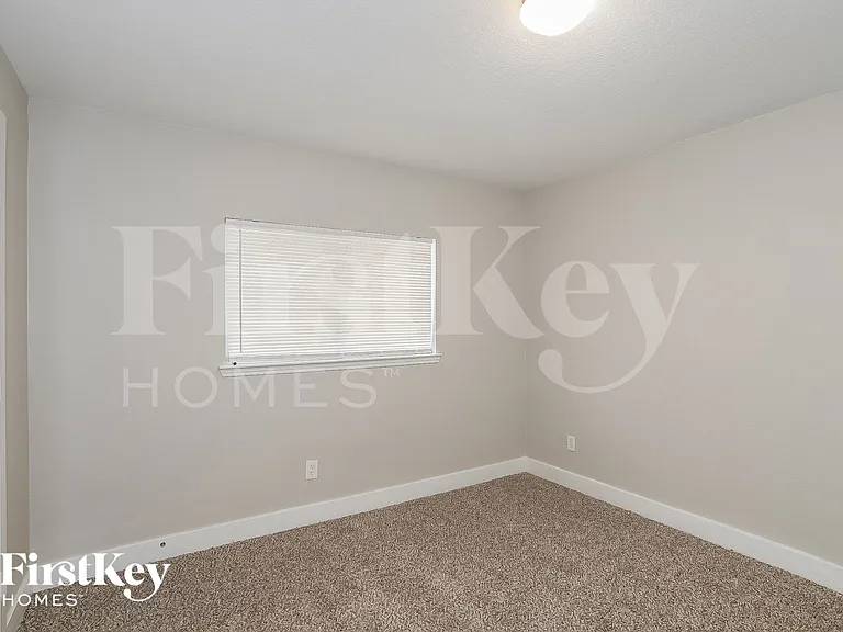 19308 Stars Hollow Dr — Photo 11