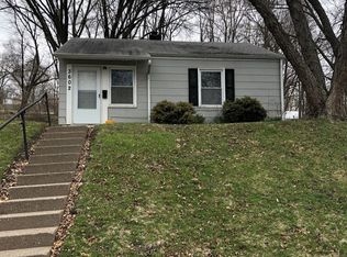 3602 May Ln, Davenport, IA 52802