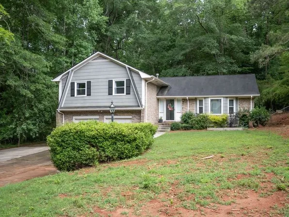 281 Rhodes Dr, Athens, GA 30606