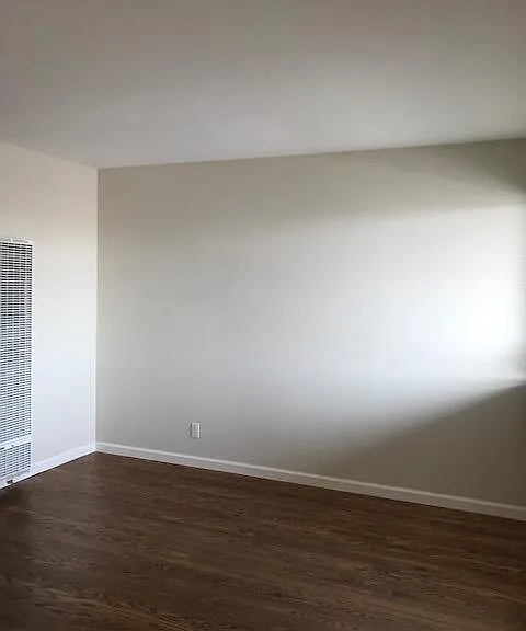1296 Laurel St #6 — Photo 8