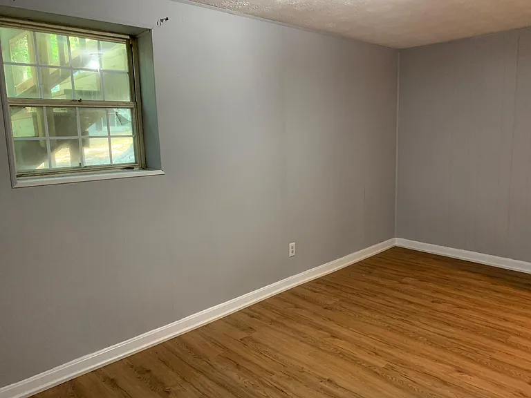 8441 Pine Blvd — Photo 22