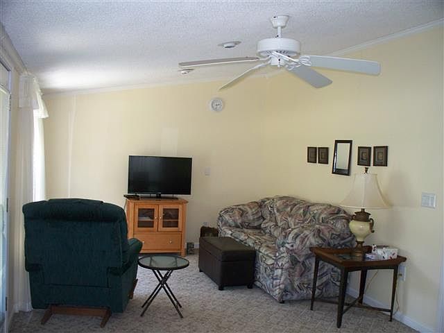 2nd image of 215 Hillside Rd
