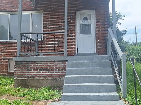 4718 Lexington Ave