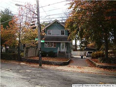 1st image of 214 Nelson Ave