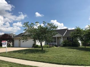 108 Shadowbrooke, Troy, IL 62294