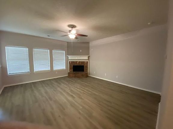 2nd image of 4416 Blooming Ct