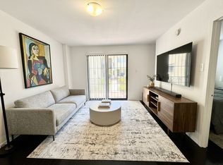 333 E 95th St APT 1b, New York, NY 10128
