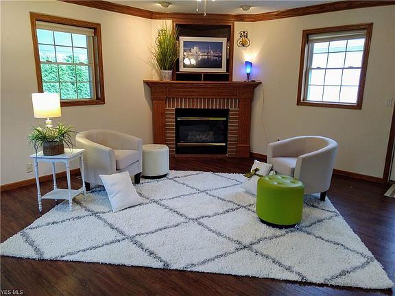 5th image of 36615 Garretts Cove Dr