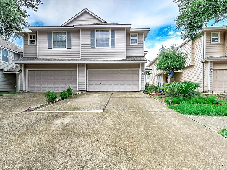 12415 Oriole Lake Way — Photo 1
