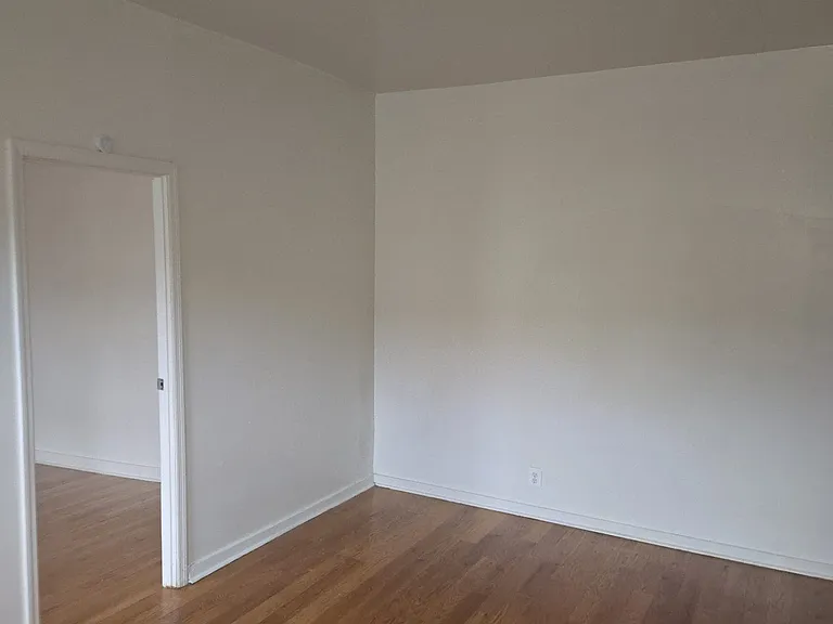 1539 Park Pl #B8 — Photo 7