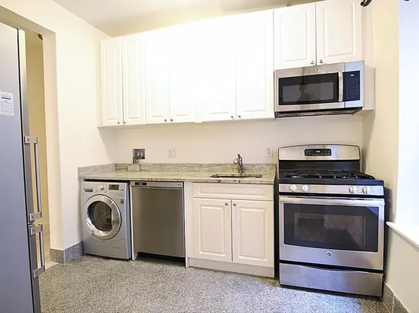 75 Saint Nicholas' Place image 1 of 7