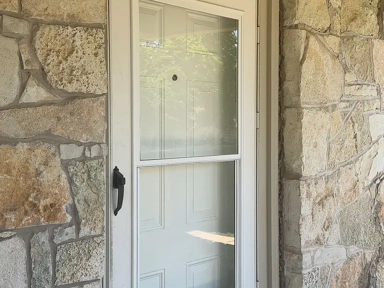 1612 N Marion Ave — Photo 7