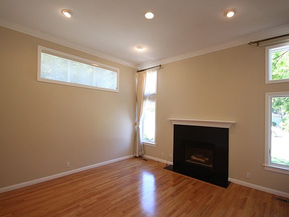 3rd image of 3480 Cowper Ct