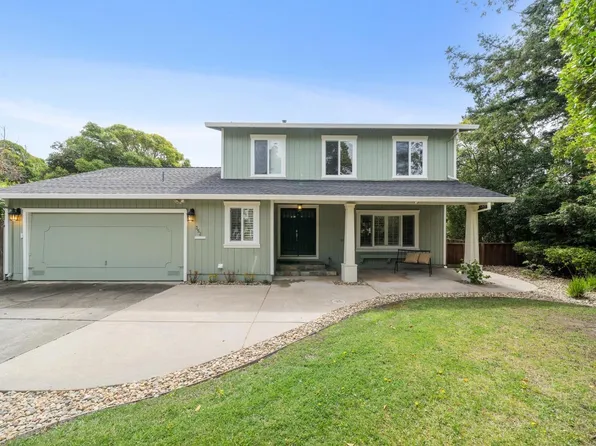 352 San Luis Way, Novato, CA 94945