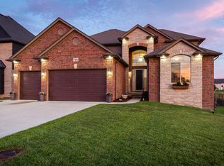 17070 Chianti Ct, Macomb, MI