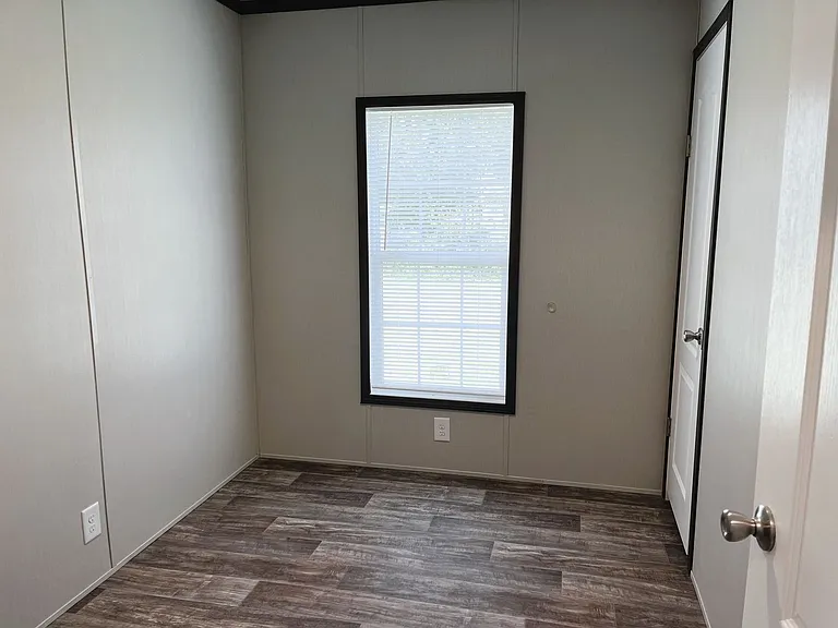 515 Tom Mann Rd — Photo 22