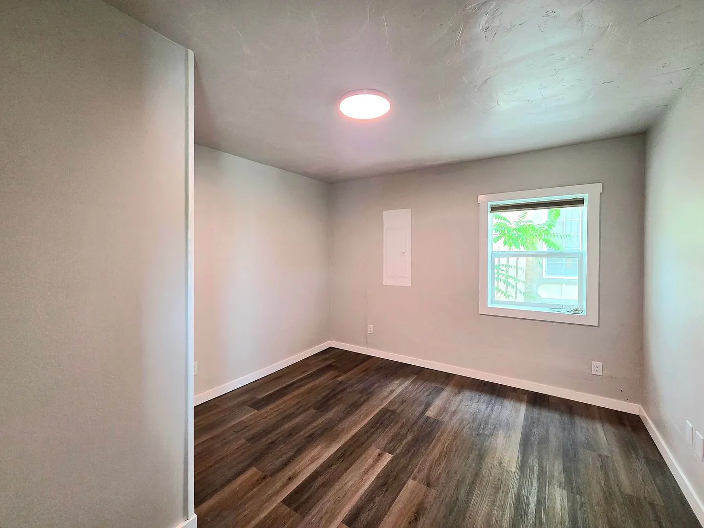 921 Walker Ave. Duplex — Photo 4