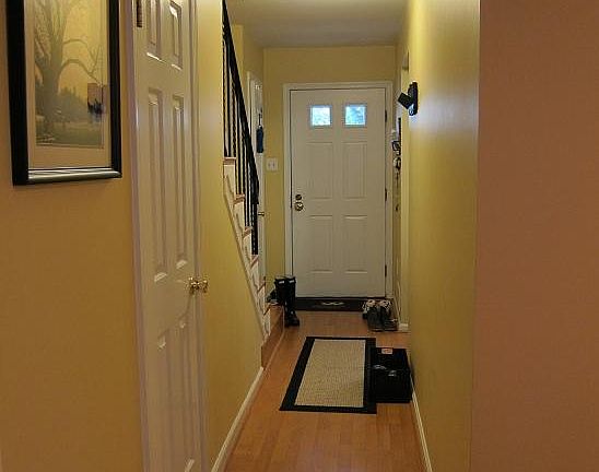 Entrance and hallway on 1st floor