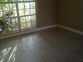 4th image of 5406 SW 22nd Ave
