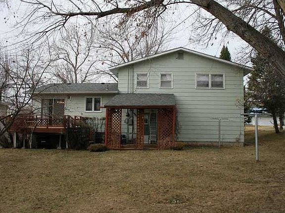 3rd image of 3013 Farnam St