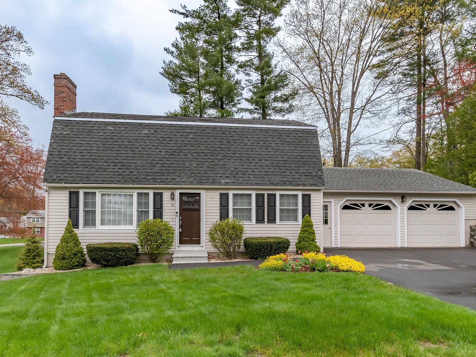 11 Shaw Circle, Nashua, NH 03062 Zillow