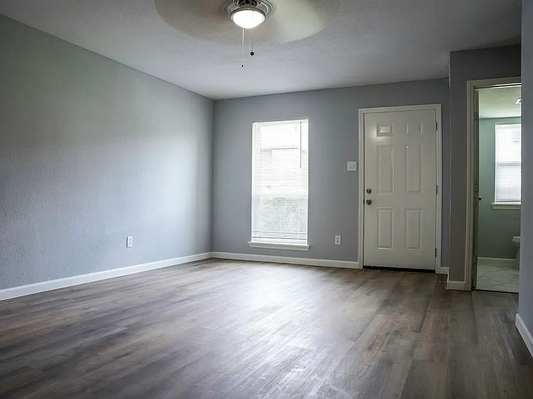 12202 Ormandy St #12204 — Photo 5