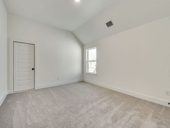 5th image of 850 Adair Rd
