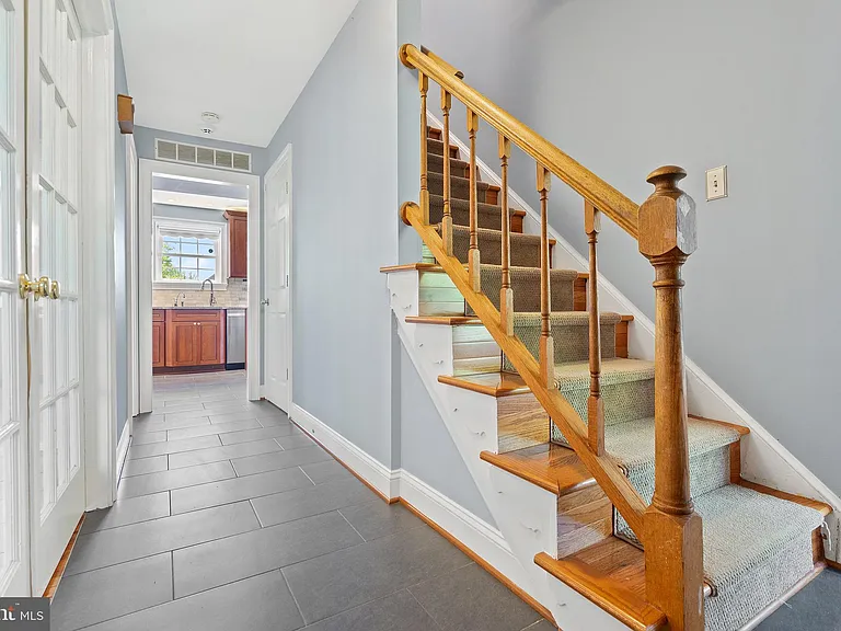 13604 Wisteria Dr — Photo 18