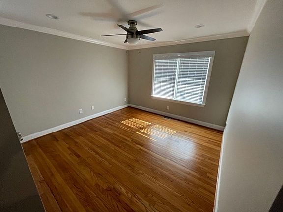 2nd image of 4881 Oak Level Rd