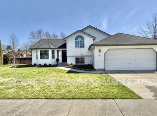 8061 N Ainsworth Dr, Hayden Lake, ID 83835