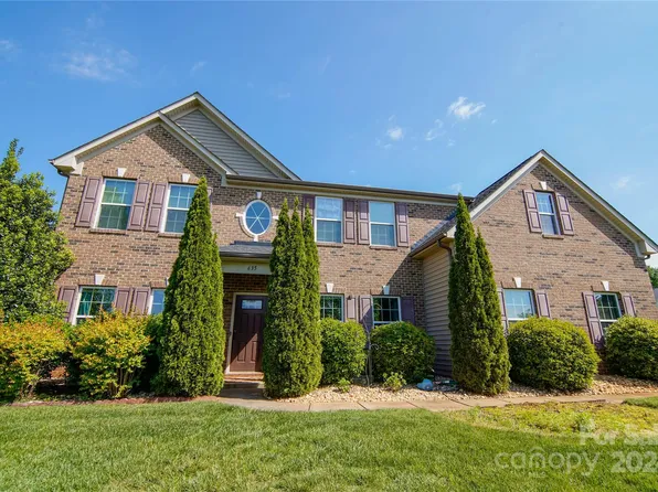 635 Harrison Dr NW, Concord, NC 28027