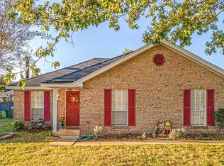 5952 Portsmouth Dr, Montgomery, AL 36116