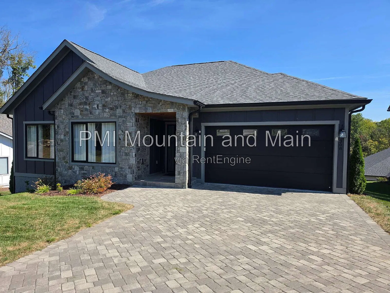 3 bed, 2.5 bath, $2,495 — Photo 2