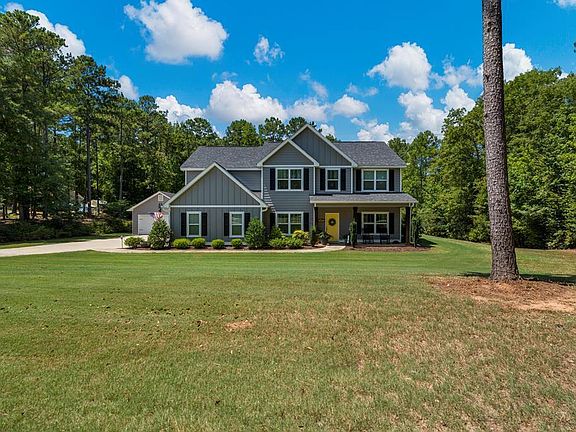 2nd image of 209 Marsh Rd