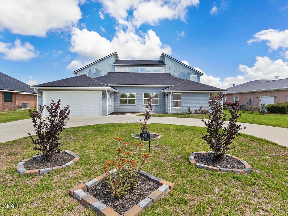 1st image of 3213 Country Club Dr