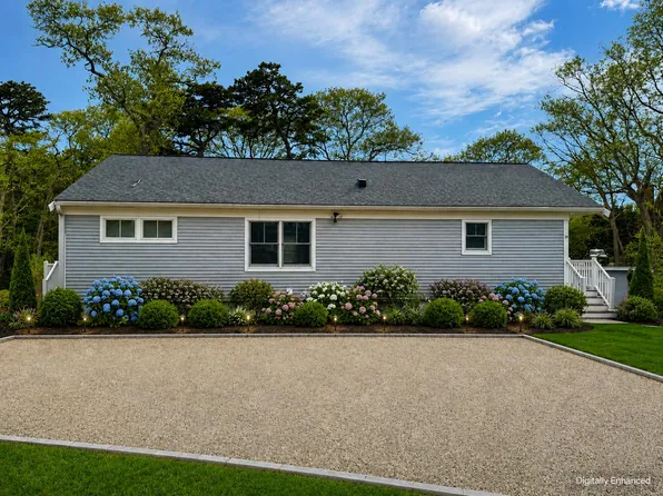 39 Ferro Way, Tisbury, MA 02568