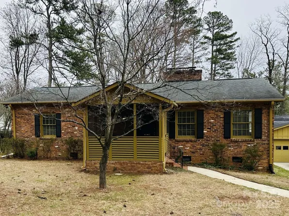 300 McAlway Rd, Charlotte, NC 28211