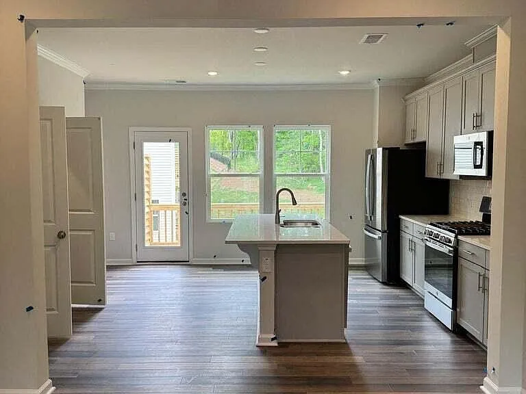 1056 Lily Loch Way — Photo 15