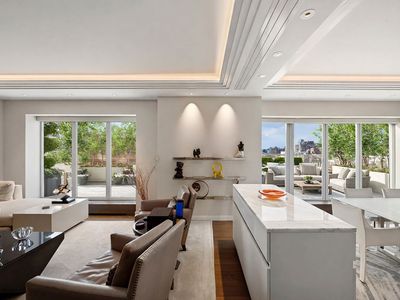 2 5th Ave APT 14R, New York, NY, 10011
