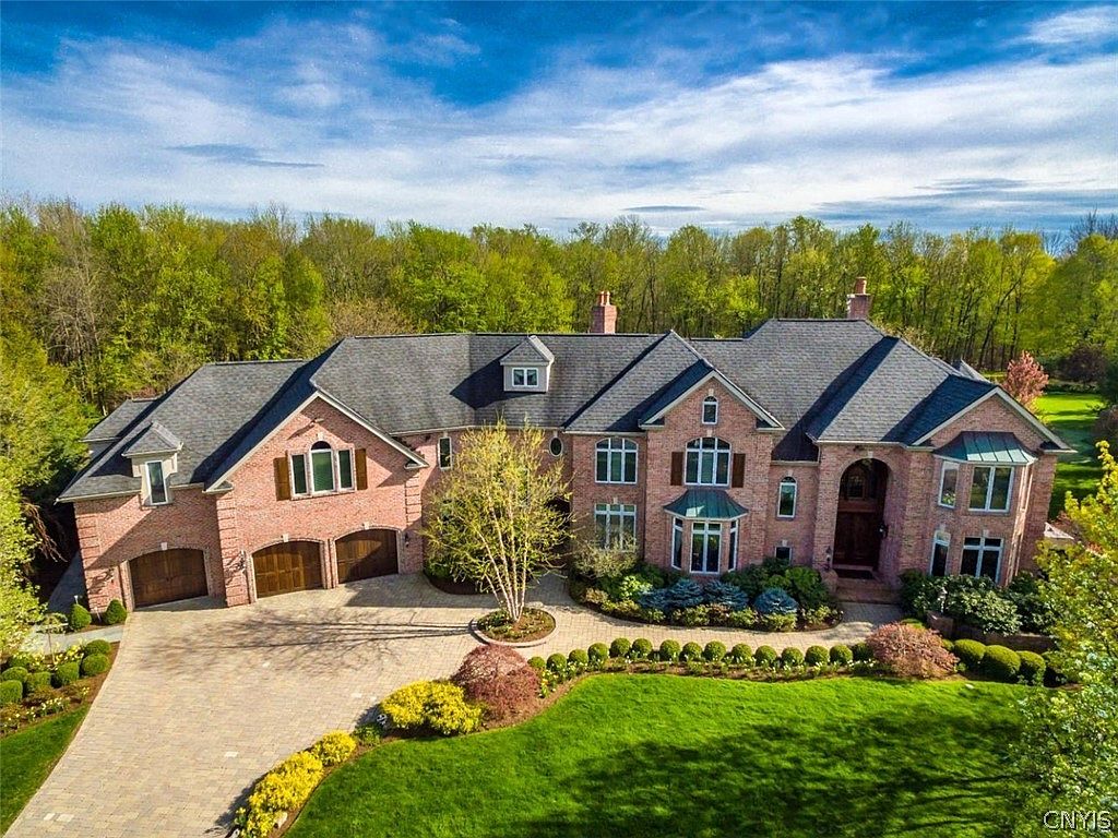 26 Wessex Ct, Pittsford, NY 14534 Zillow