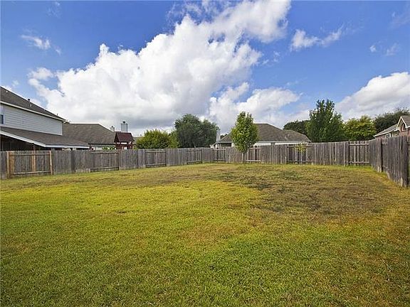 2nd image of 11016 Jockey Bluff Dr