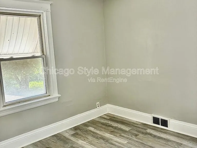 12138 S Parnell Ave — Photo 13