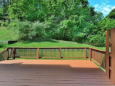1210 Canterbury Dr — Photo 18
