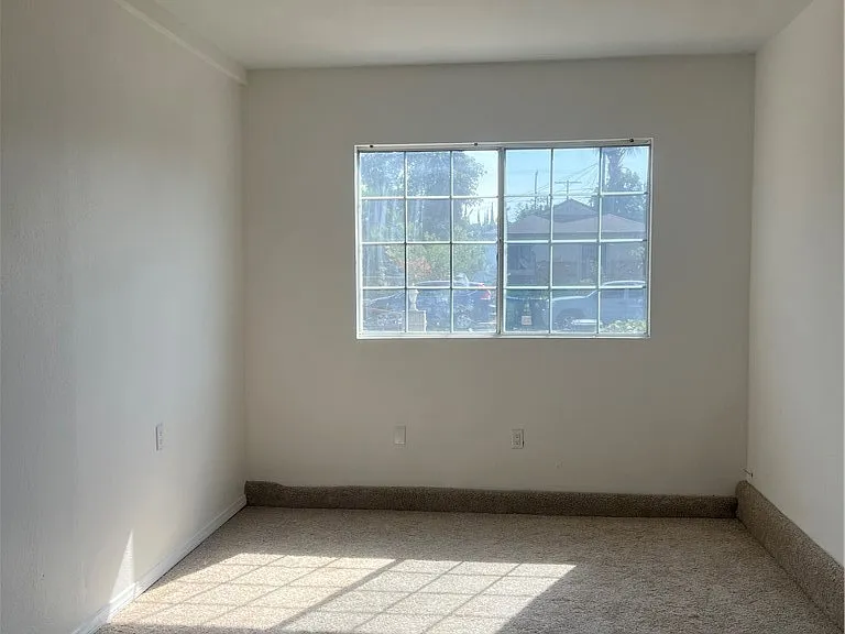 14707 S Denver Ave — Photo 5