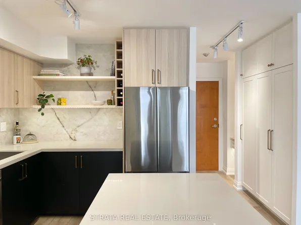 80 Mill St #801, Toronto, ON M5A 4T3