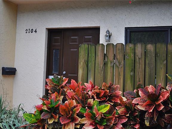 2nd image of 2104 NE 44 Street #2104