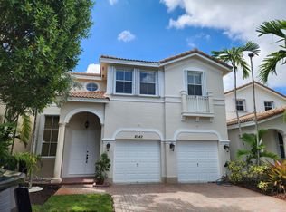 8742 SW 3rd St, Miami, FL 33174