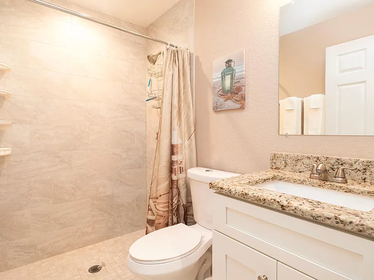 10244 Burlington Ave #B — Photo 6
