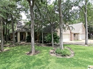106 Great West Loop, Morgans Pt Resort, TX 76513