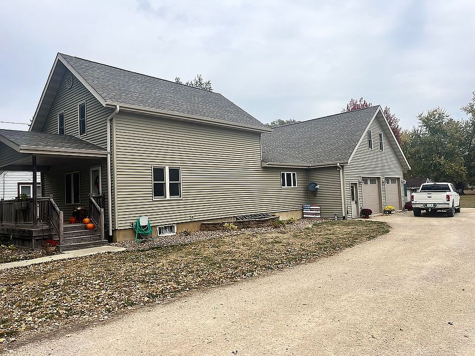 1st image of 108 Oak St